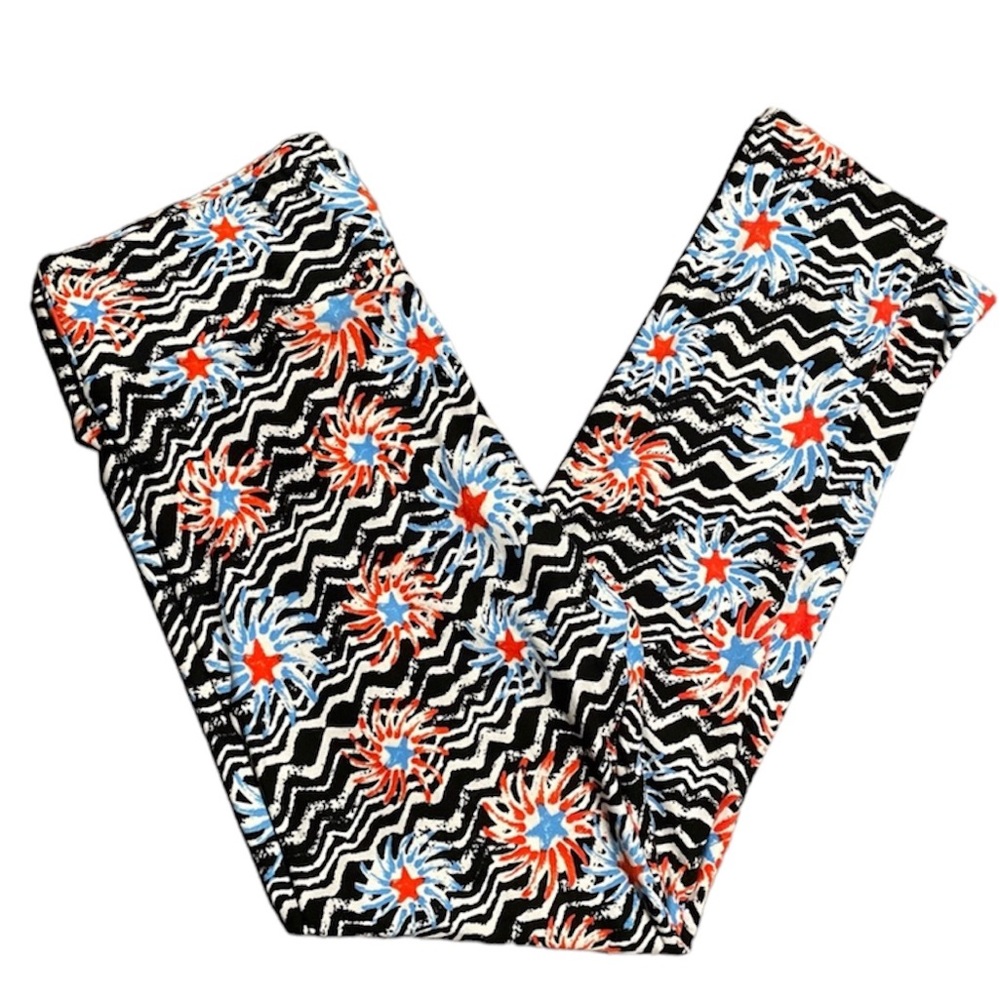 ⭐️4 for $10⭐️Star Burst Chevron Leggings.  Women's Size Large / XL.
